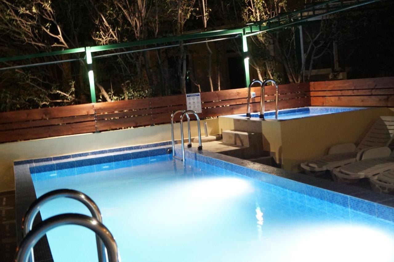 Studio Apartments Marija With Private Parking Makarska Dış mekan fotoğraf