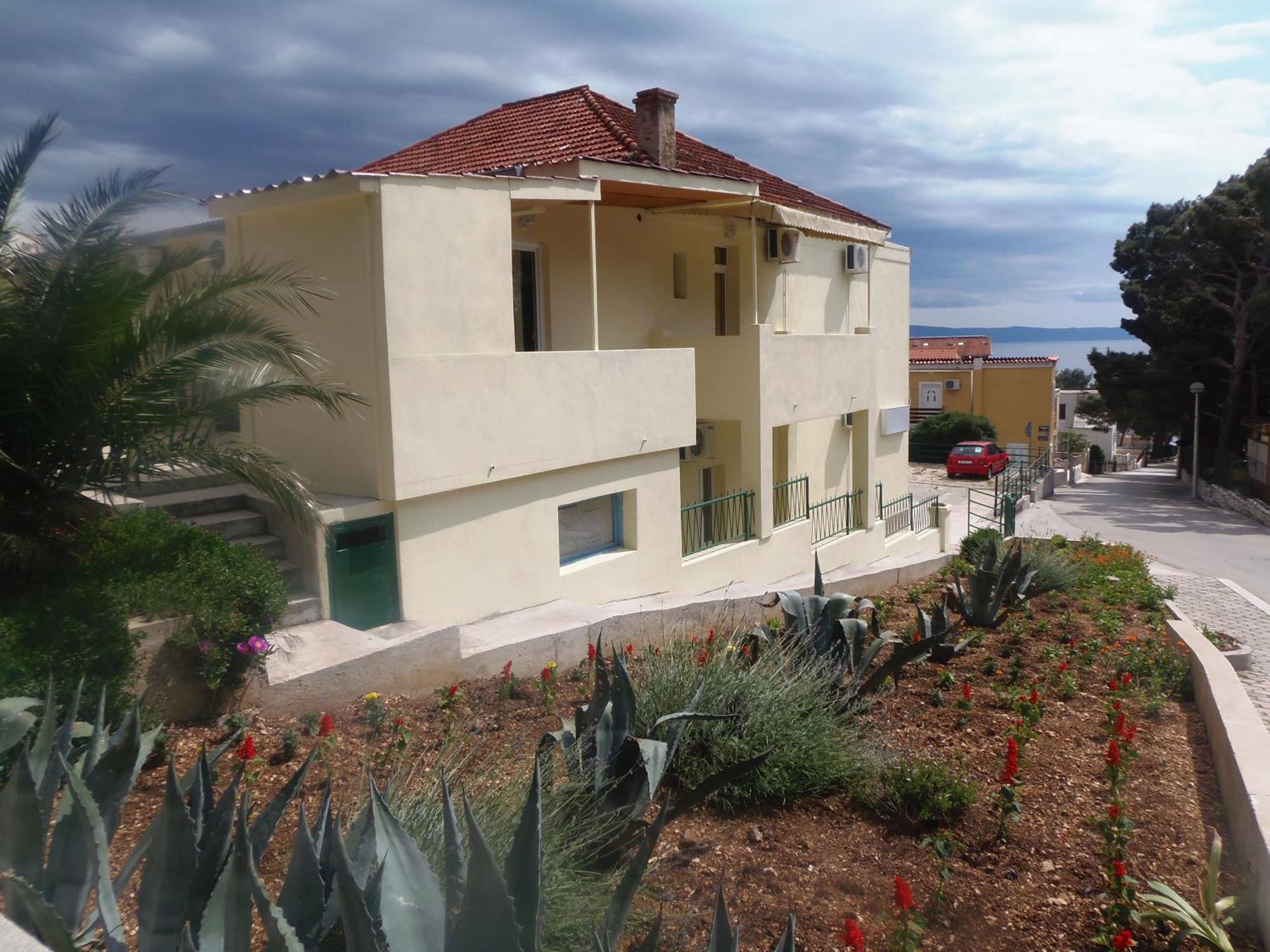 Studio Apartments Marija With Private Parking Makarska Dış mekan fotoğraf
