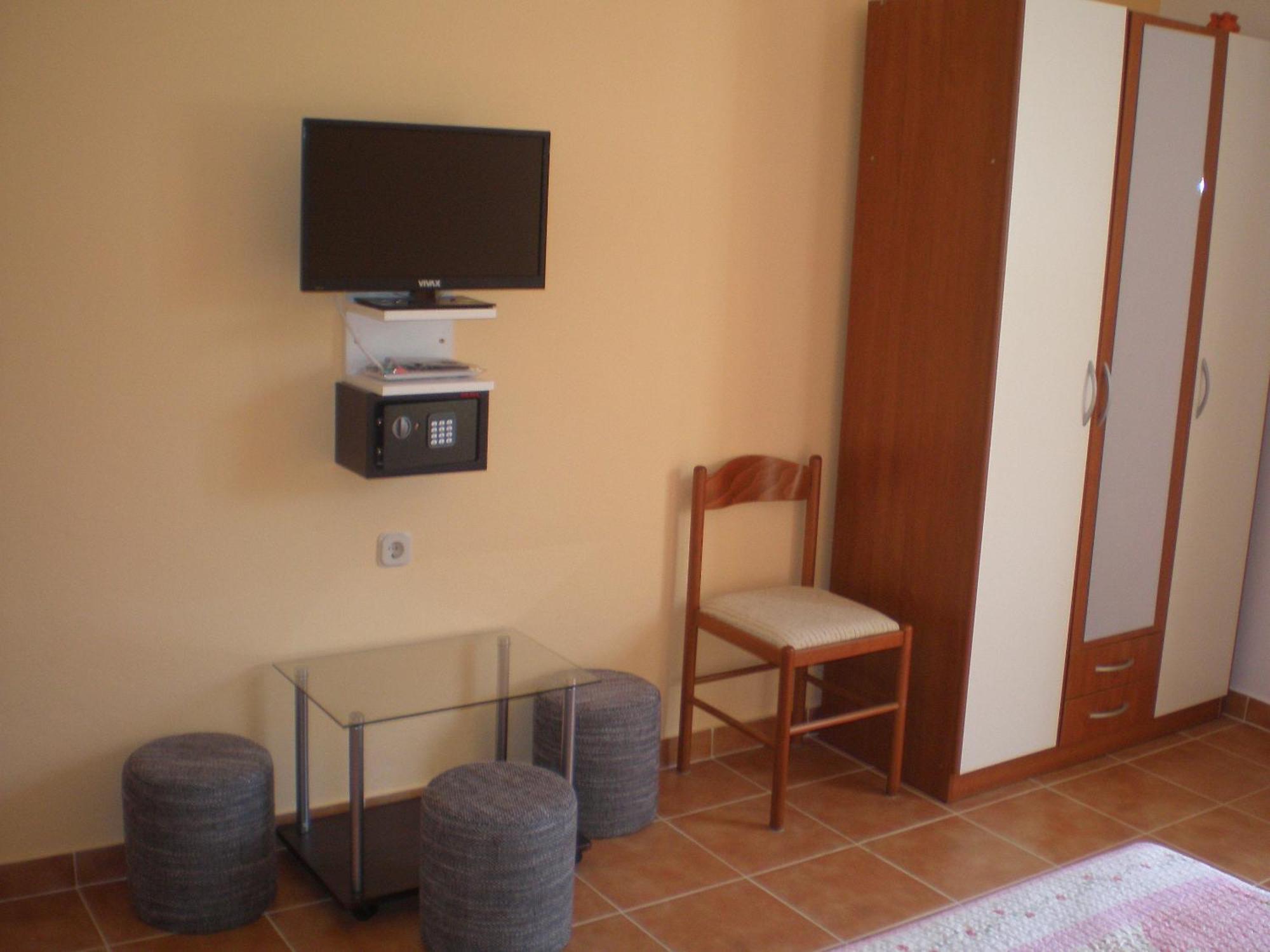 Studio Apartments Marija With Private Parking Makarska Oda fotoğraf