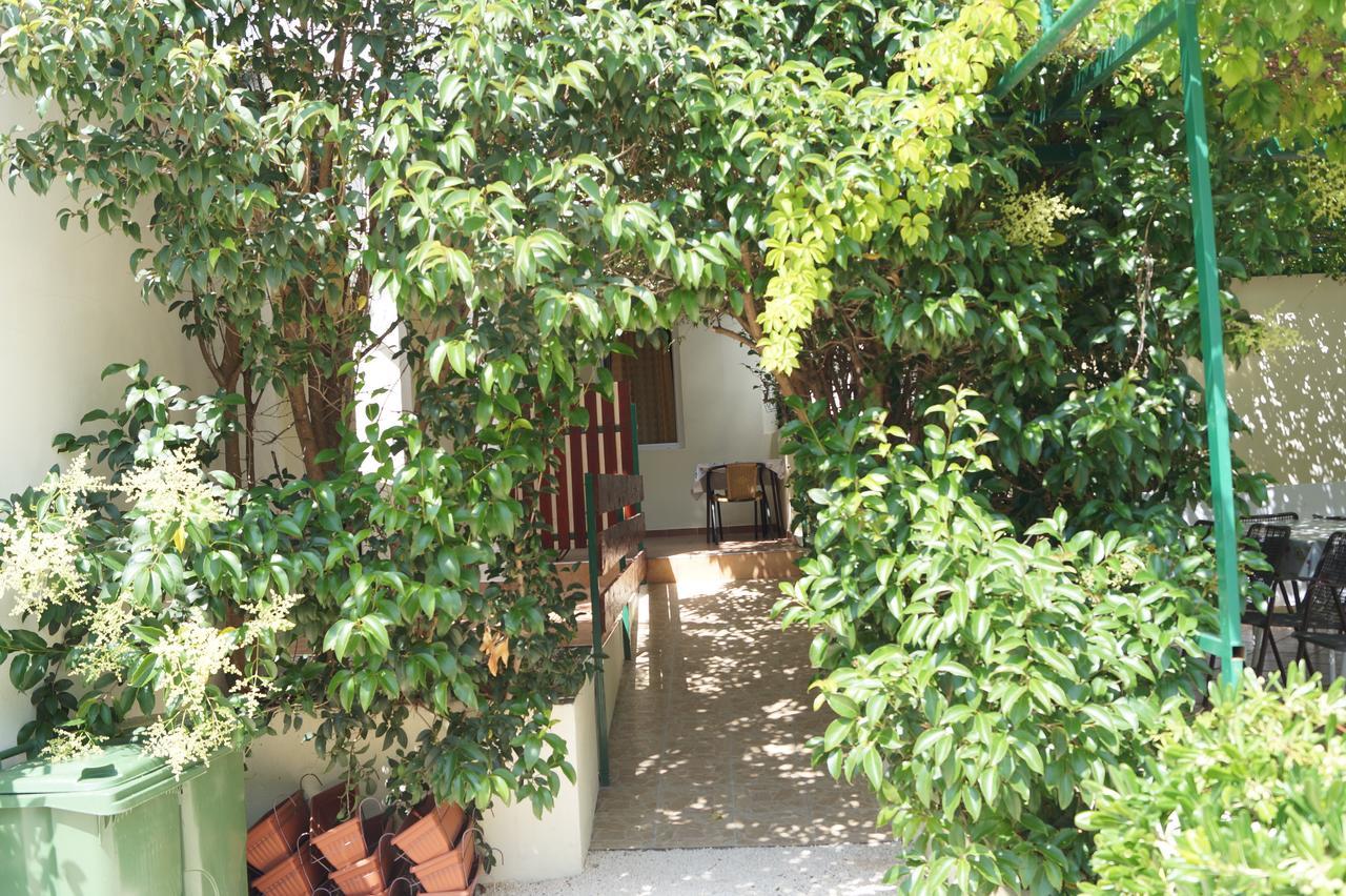 Studio Apartments Marija With Private Parking Makarska Dış mekan fotoğraf